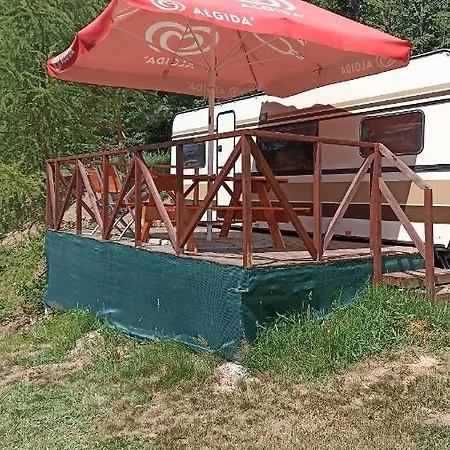 Karavan 1 V Arealu Koupaliste Bystre V Orlickych Horach Exterior photo
