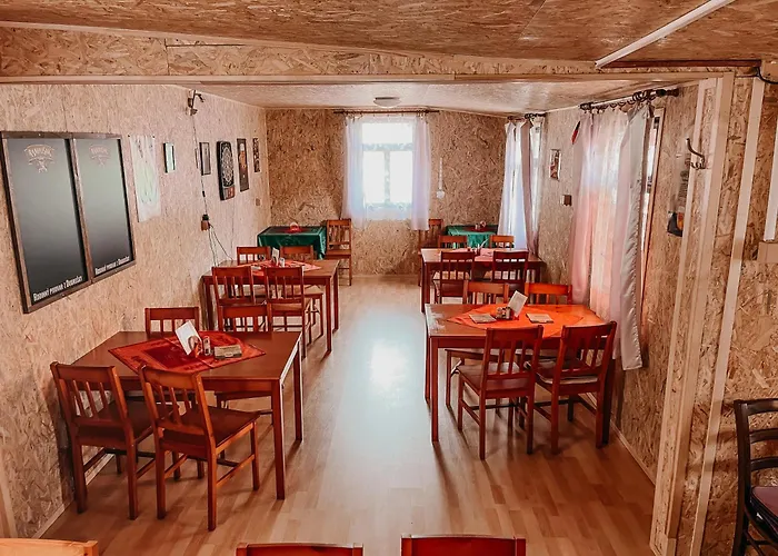 Karavan 1 V Arealu Koupaliste Bystre V Orlickych Horach